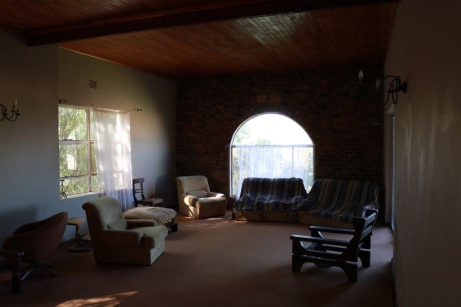  Bedroom Property for Sale in Oudtshoorn Rural Western Cape